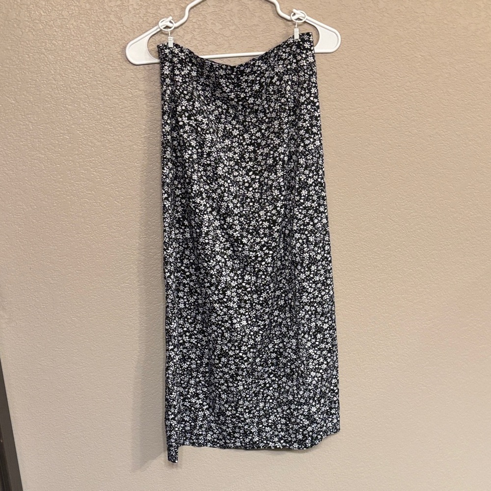 Floral Black and White Women's Skirt